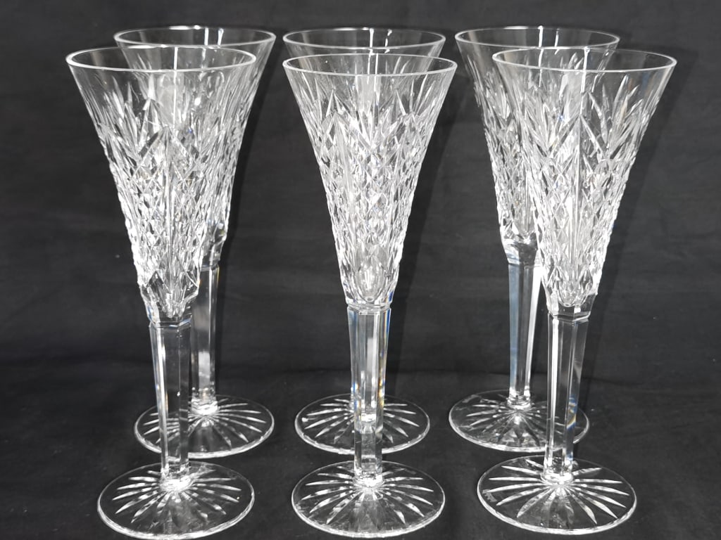 (6) Waterford Crystal "Ashbourne" Wine Glasses: (6) Waterford Crystal "Ashbourne" Wine Glasses, 8.5in