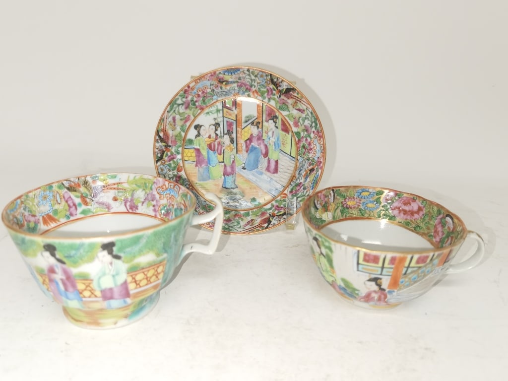 (3) Qing Chinese Export Porcelain Famille Rose Medallion Wares (1 of 5)