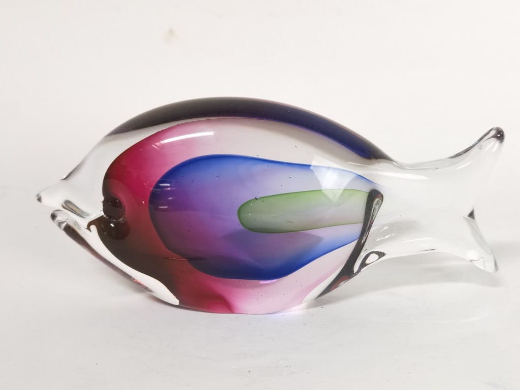 Vintage Murano Italy Sommerso Glass Fish: Vintage Murano Italy Sommerso Glass Fish, 4in by 8in