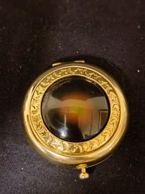 Estee Lauder The Attitude Compact