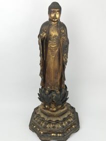Kamakura Period Japanese Gilt Wood Carved Buddha