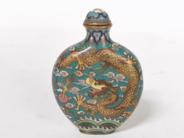 Qing Chinese Cloisonne Dragon Snuff Bottle