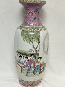 Large Chinese Porcelain Famille Rose Vase