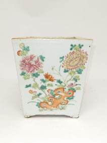 Qing Chinese Porcelain Famille Rose Square Flower Pot