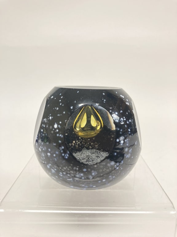 Caithness Scotland Golden Haven Glass Paperweight (1 of 5)