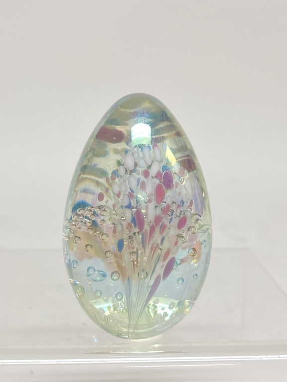 1991 GES Iridescent Splatter Glass Egg Paperweight: 1991 GES Iridescent Splatter Glass Egg Paperweight, 2 5/8in