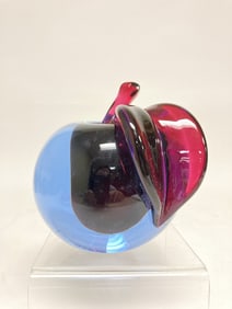 Murano Italy Sommerso Apple Glass Paperweight