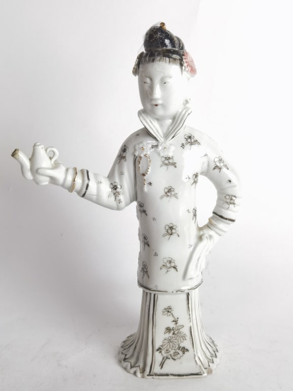 17-18th C. Chinese Export Porcelain Gilt Ink Maide (1 of 6)