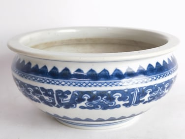 18th C. Chinese Porcelain B&W Kuilung Censer