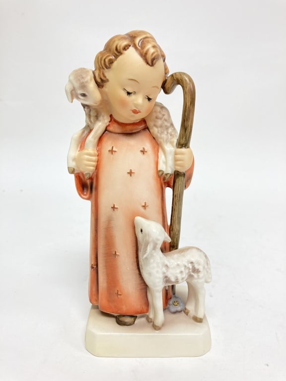 Goebel Hummel Porcelain "Good Shepherd" Figurine: Goebel Hummel Porcelain "Good Shepherd" Figurine, 6.5in