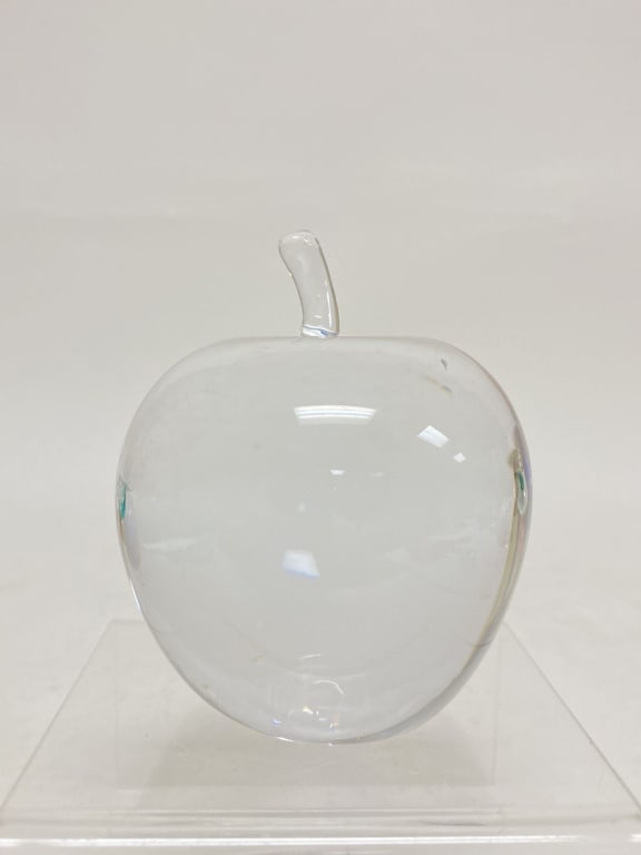 Royal Krona RK.33050-60.FW. Apple Glass Paperweigh: Royal Krona RK.33050-60.FW. Apple Glass Paperweight, 3 7/8in by 3.25in
