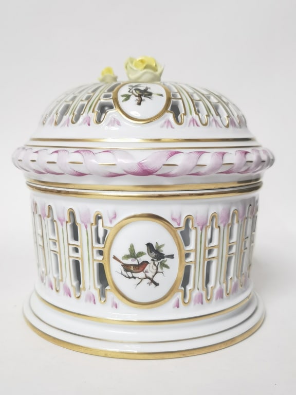Vintage Herend Hungary Porcelain Rothschild Covered Box