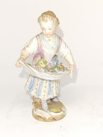19th C. Meissen Germany Porcelain Maiden Figurine