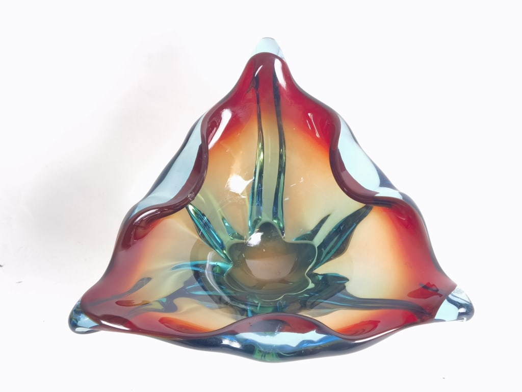 Vintage MCM Murano Italy Art Glass Triangle Bowl (1 of 4)