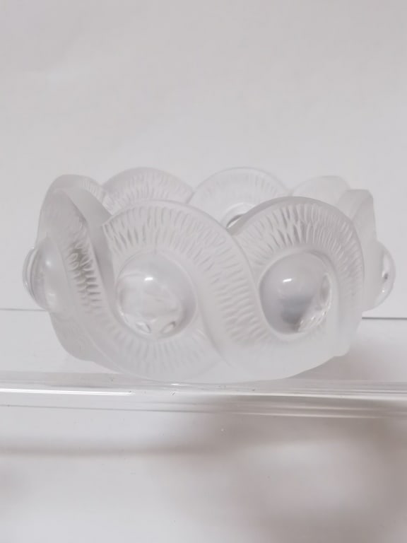 Vintage Lalique France Crystal GAO Ashtray: Vintage Lalique France Crystal GAO Ashtray, 2in by 4.25in