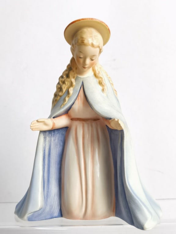 Vintage Goebel Hummel Porcelain Nativity Madonna (1 of 5)