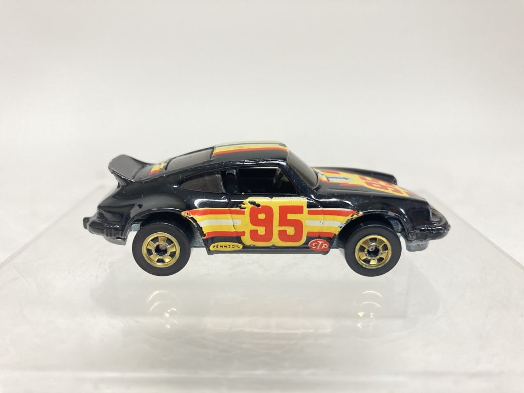 1974 Hot Wheels P-911 Porche 911 Die Cast Car Matt (1 of 6)