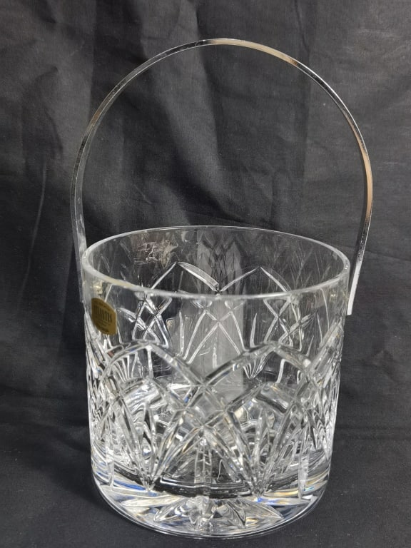 Vintage Atlantis Portugal Crystal Ice Bucket: Vintage Atlantis Portugal Crystal Ice Bucket, 9in by 5.25in