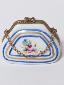 Limoges France Peint Main CT Porcelain Purse Treas