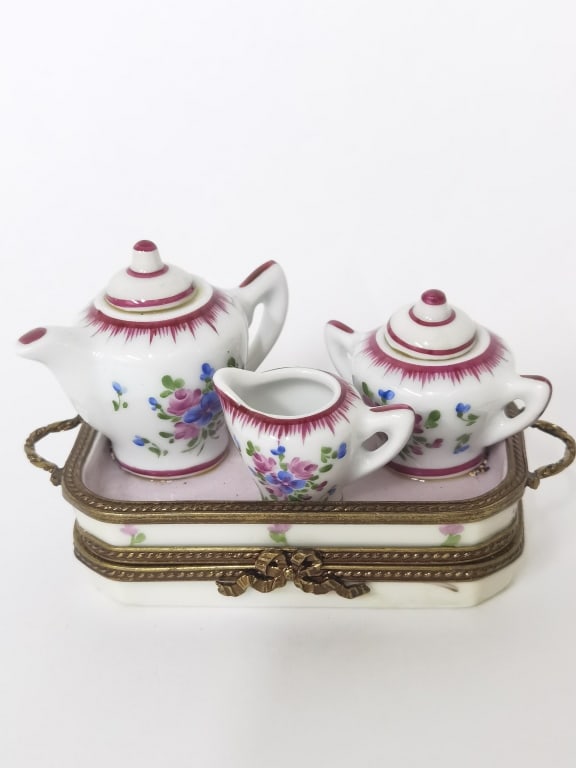 Limited Ed. Limoges France Peint Main Tea Set Trea (1 of 4)