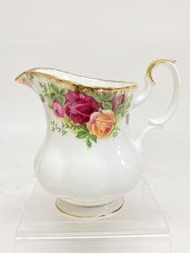 Vintage Royal Albert Porcelain Old Country Rose Cr