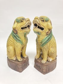 Pr. of Qing Chinese Porcelain Sancai Lions