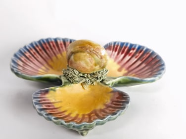Antique Majolica Palissy Style Scallop Shell & Mus