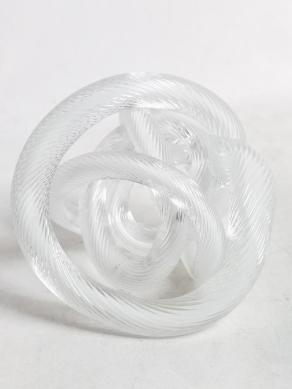 Vintage Murano Italy White Glass Knot Sculpture: Vintage Murano Italy White Glass Knot Sculpture, 3.5in