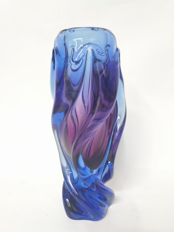 Vintage Murano Italy Sommerso Twist Glass Vase: Vintage Murano Italy Sommerso Twist Glass Vase, 11.75in