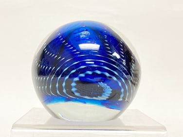 1983 Robert Held Skookum Shell Pattern Glass Paper