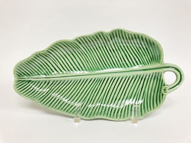 Bordallo Pinheiro Porcelain Green Leaf Plate