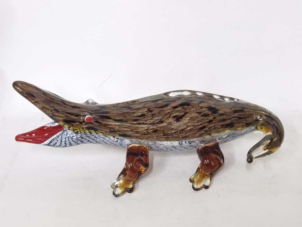Large Vintage Murano Italy Art Glass Crocodile: Large Vintage Murano Italy Art Glass Crocodile, 5in by 12.75in