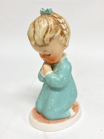 Goebel Hummel "A Child's Prayer" Porcelain Figurin