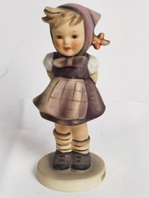 Goebel Hummel Porcelain "Which Hand?" Figurine