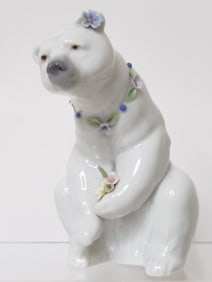 Lladro Spain Porcelain Polar Bear Figurine