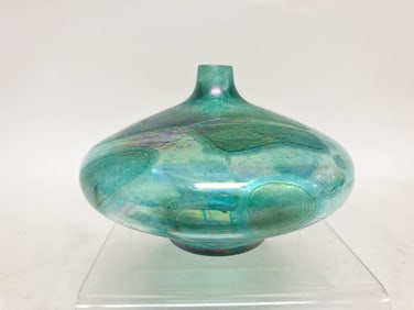 1994 Signed Iridescent Green Art Glass Fuse Lamp