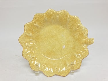 Este Italy Majolica Porcelain Yellow Leaf Plate