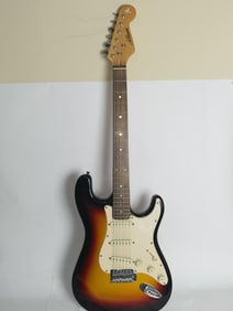 Allan Strat Electric Guitar with Yamaha Box