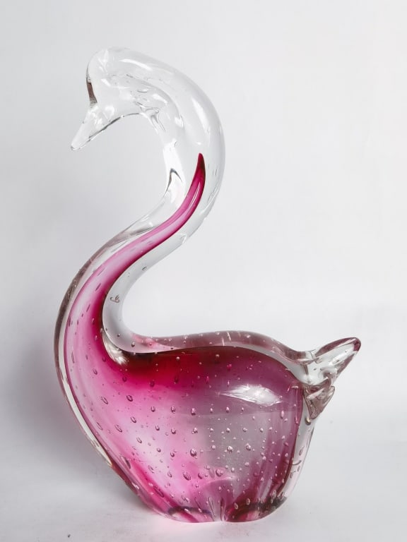 Vintage Murano Italy Magenta Bubble Glass Duck: Vintage Murano Italy Magenta Bubble Glass Duck 10.5in