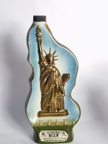 1975 Vintage Jim Beam "Statue of Liberty" Whiskey