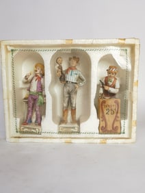 Set of Vintage Lionstone Whiskey in Figure Decante