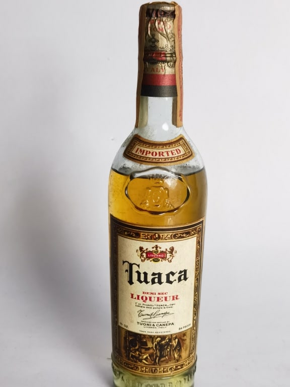 Vintage Tuaca Italian Demi Sec Liqueur: Vintage Tuaca Italian Demi Sec Liqueur, 9.75in