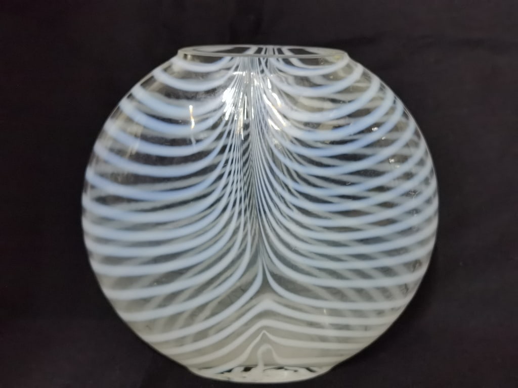 Vintage Kosta Boda Pillow Zebra Glass Vase: Vintage Kosta Boda Pillow Zebra Glass Vase, 5.75in