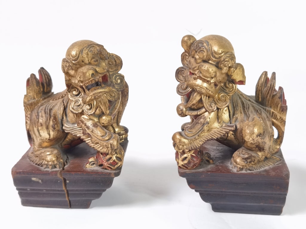 Pr. of Qing Chinese Gilt Wood Carved Lions: Pr. of Qing Chinese Gilt Wood Carved Lions, 7.25in by 4.5in