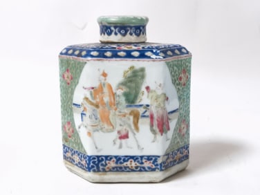 Qing Chinese Porcelain Famille Rose Tea Caddy