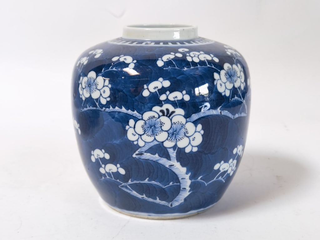 Qing Chinese Porcelain B&W Plum Jar, Kangxi Mark: Qing Chinese Porcelain B&W Plum Jar, Kangxi Mark, 5 5/8in