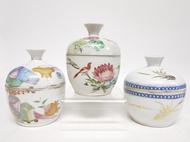 (3) 19-20th C. Chinese Porcelain Famille Rose Porr