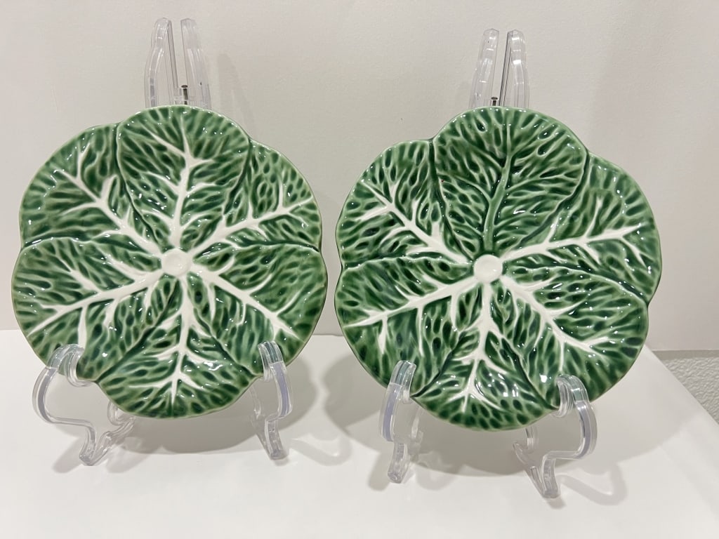 Pr. of Maxcera Porcelain Cabbage Dishes: Pr. of Maxcera Porcelain Cabbage Dishes, 6in