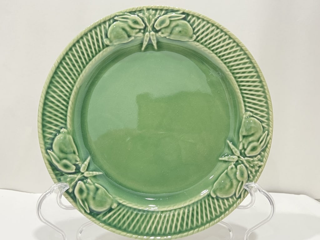 Bordallo Pinheiro Porcelain Green Rabbit Plate (1 of 3)