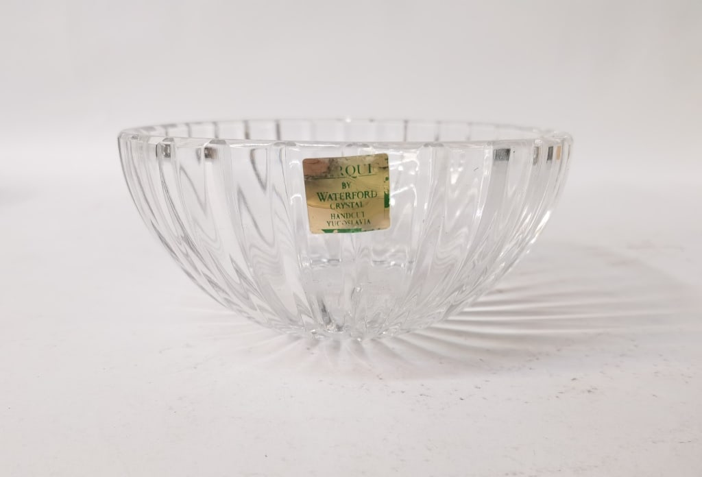 Vintage Marquis by Waterford Crystal Ribbed Bowl: Vintage Marquis by Waterford Crystal Ribbed Bowl, 5.5in by 2.5in